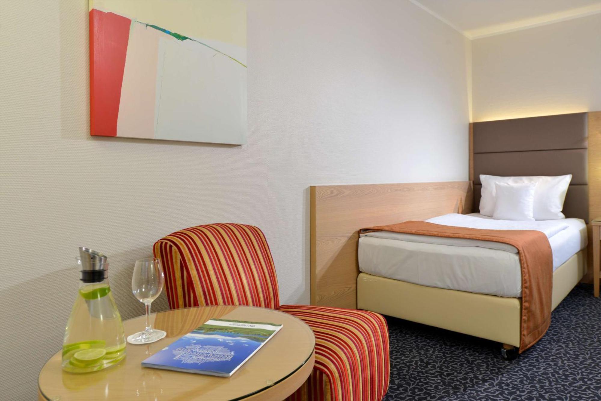 Best Western Hotel Der Foehrenhof Ганновер Экстерьер фото